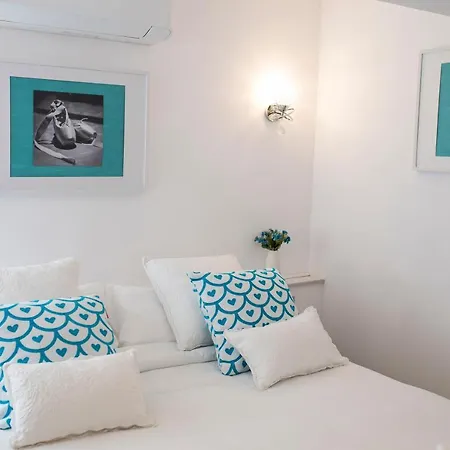 My Sweet Blue Apartman *